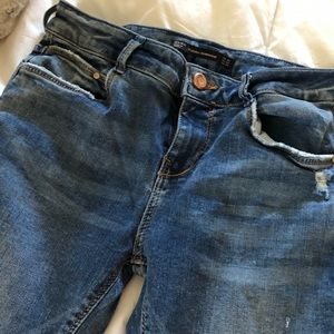 Zara Teafaluc Denimwear size 4